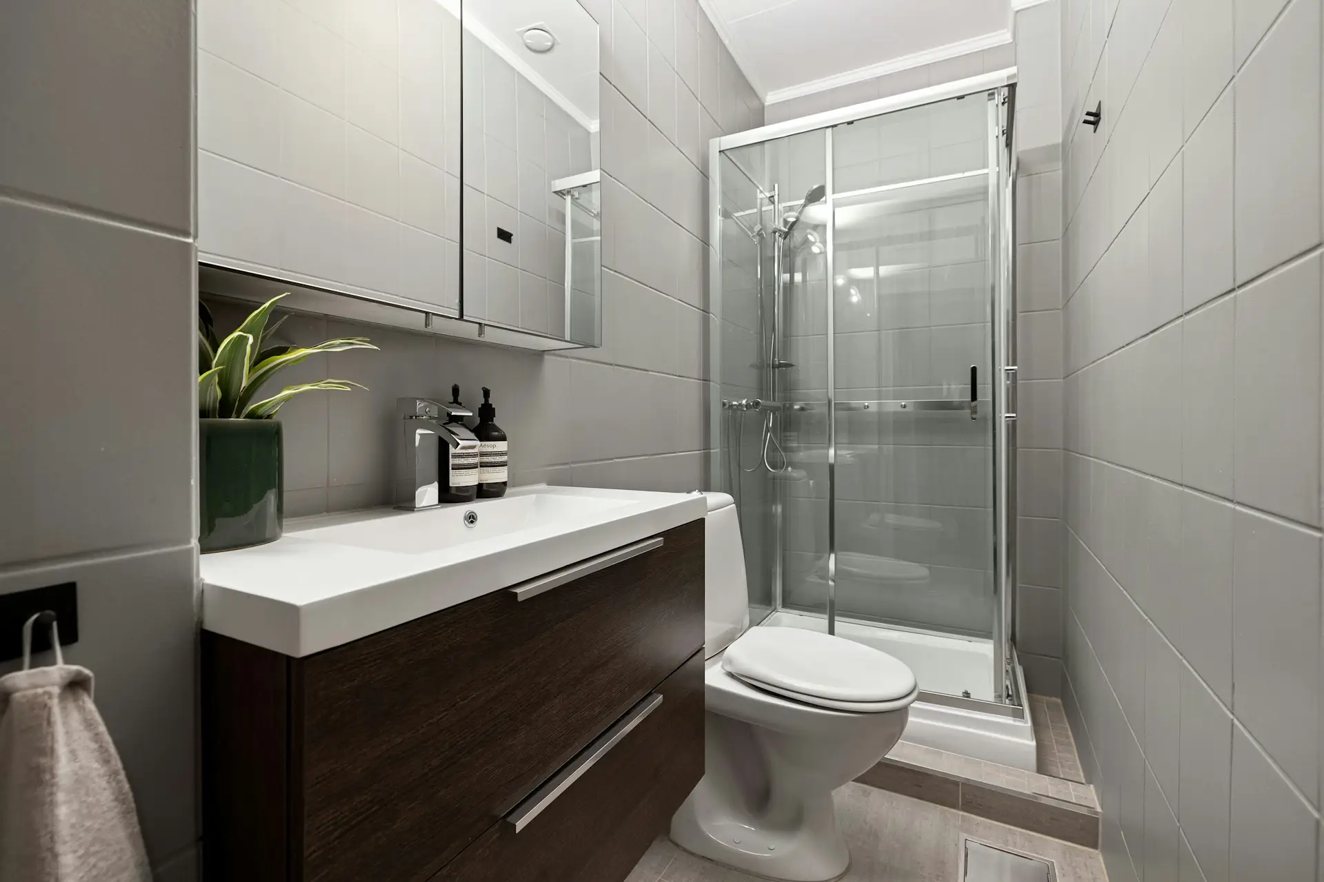 Toilet Repair Service Melbourne: Fix Leaks and Clogs Fast